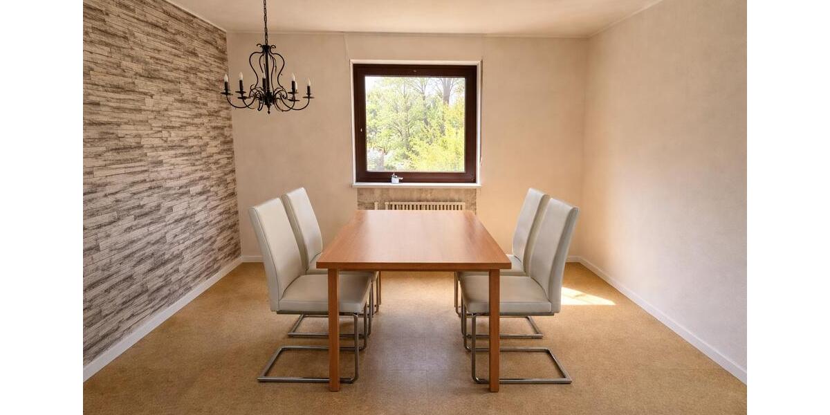 Etagenwohnung Frankfurt am Main Nord-Ost - 4 Zimmer, 105 m&sup2;, 1.800&euro; | Angebot:26041989