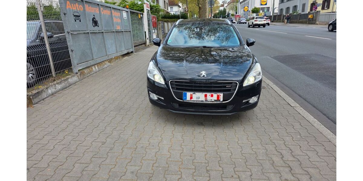 Peugeot 508 208.000 km 5.900 &euro; Offenbach 63071