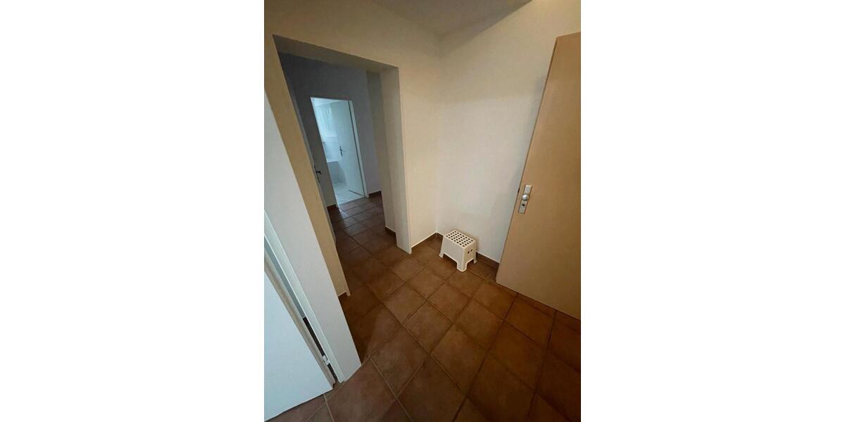 Etagenwohnung Oberursel (Taunus) - 3 Zimmer, 70 m&sup2;, 1.345&euro; | Angebot:25403309