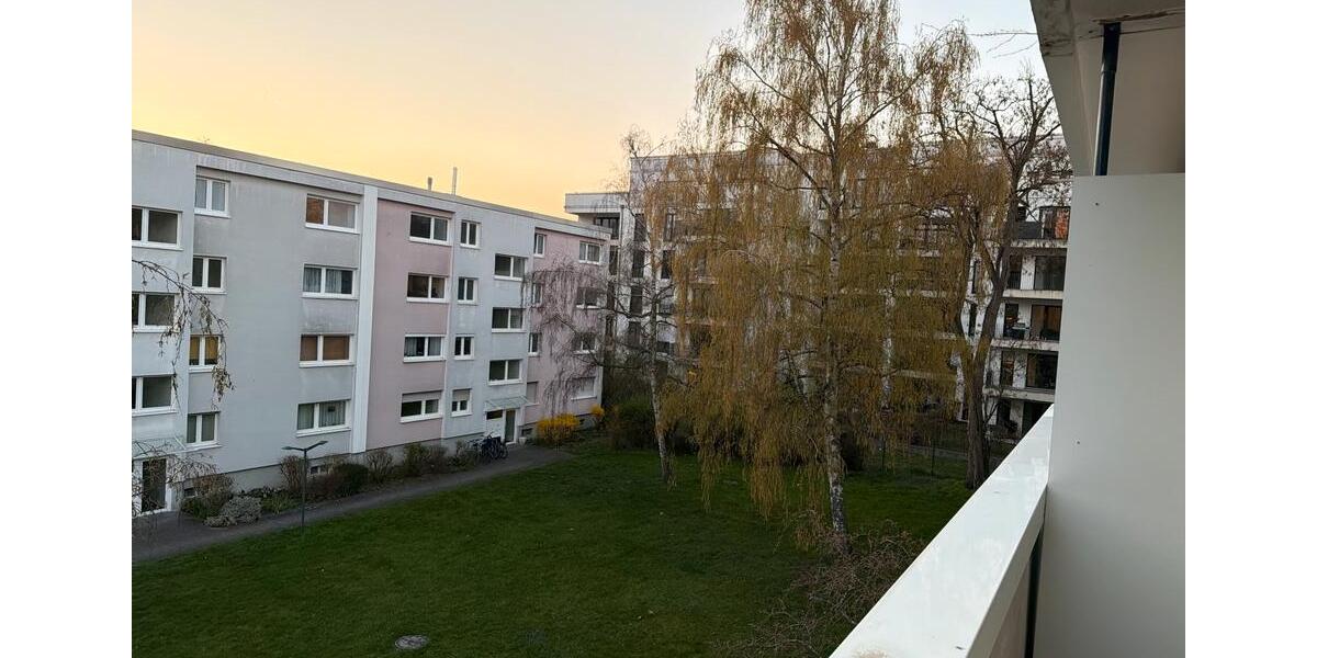 Etagenwohnung Frankfurt am Main Sachsenhausen Süd - 2 Zimmer, 63 m&sup2;, 1.500&euro; | Angebot:25792450