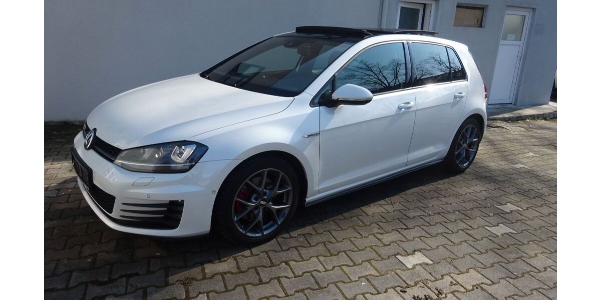 VW Golf 232.579 km 10.800 &euro; Frankfurt 60386