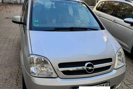 Opel Meriva 111.000 km 1.999 &euro; Frankfurt 60529