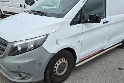 Mercedes-Benz Vito 109.000 km 12.490 &euro; Frankfurt am Main 65933
