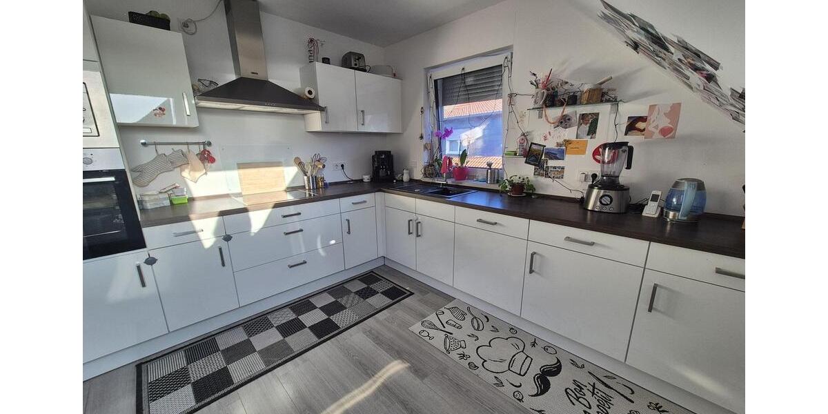 Etagenwohnung Gelnhausen - 4 Zimmer, 128 m&sup2;, 1.350&euro; | Angebot:25553299