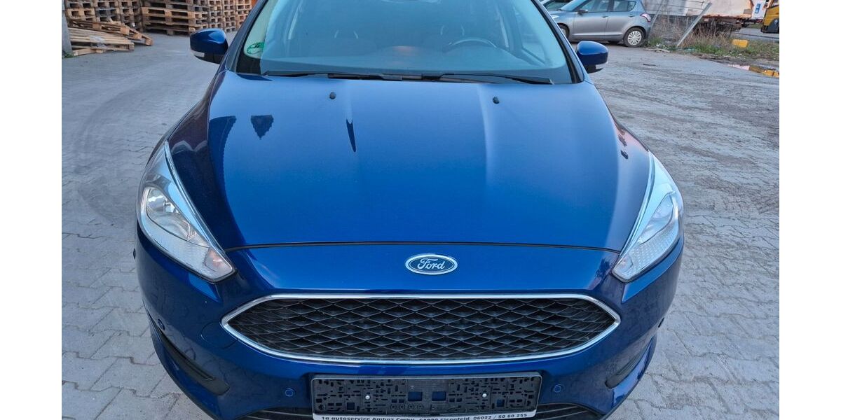 Ford Focus 51.231 km 5.950 &euro; Dietzenbach 63128