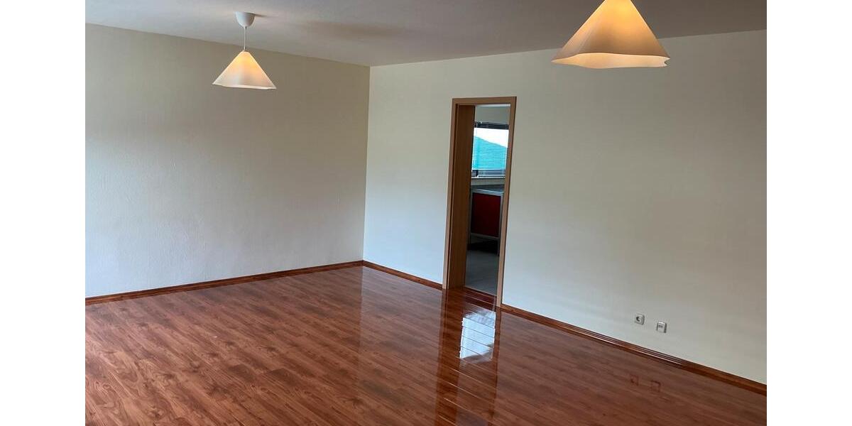 Etagenwohnung Geiselbach - 3 Zimmer, 84 m&sup2;, 199.000&euro; | Angebot:26765284