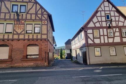 Haus Hösbach - 9 Zimmer, 162 m&sup2;, 335.000&euro; | Angebot:26975378