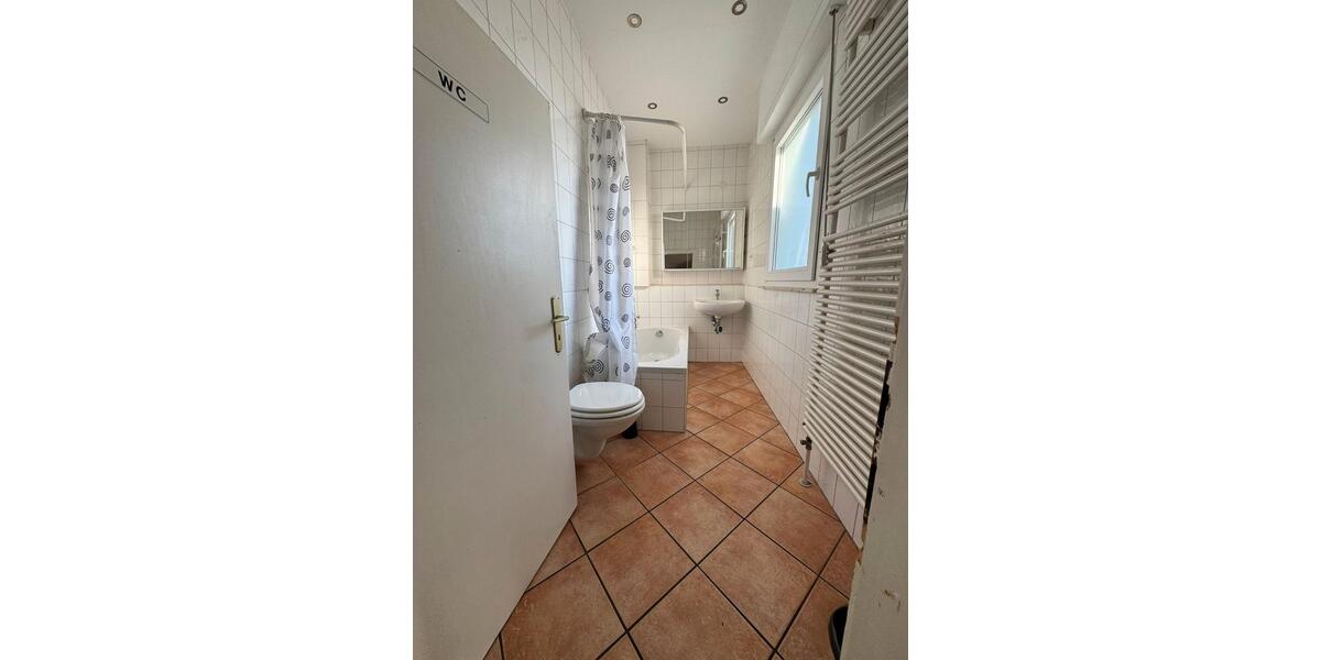 Mehrfamilienhaus, Wohnhaus Oberursel (Taunus) - 12 Zimmer, 220 m&sup2;, 3.260&euro; | Angebot:25916159