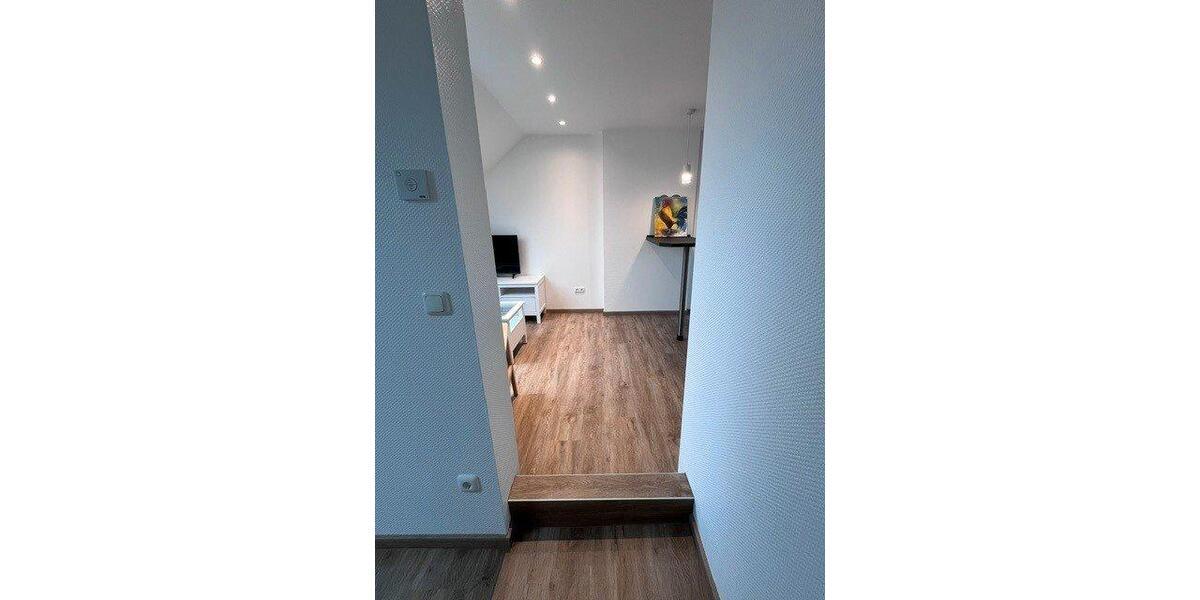 Dachgeschoßwohnung Frankfurt am Main Unterliederbach - 1.5 Zimmer, 27 m&sup2;, 800&euro; | Angebot:27630832