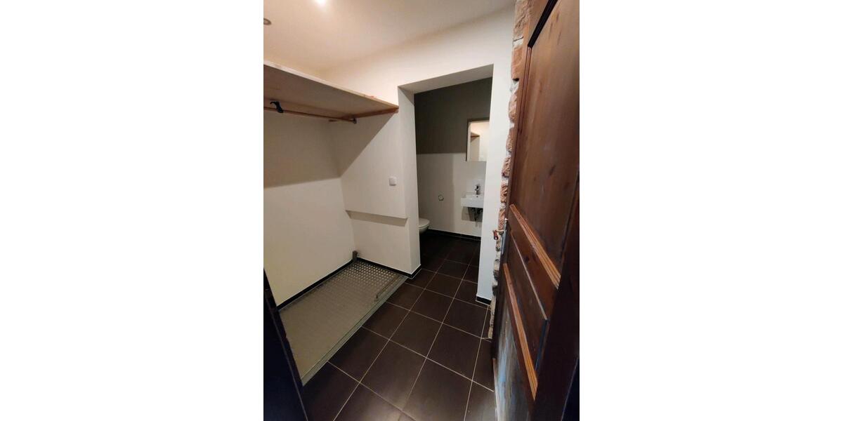 Einfamilienhaus Gelnhausen - 5 Zimmer, 141 m&sup2;, 1.450&euro; | Angebot:25419521