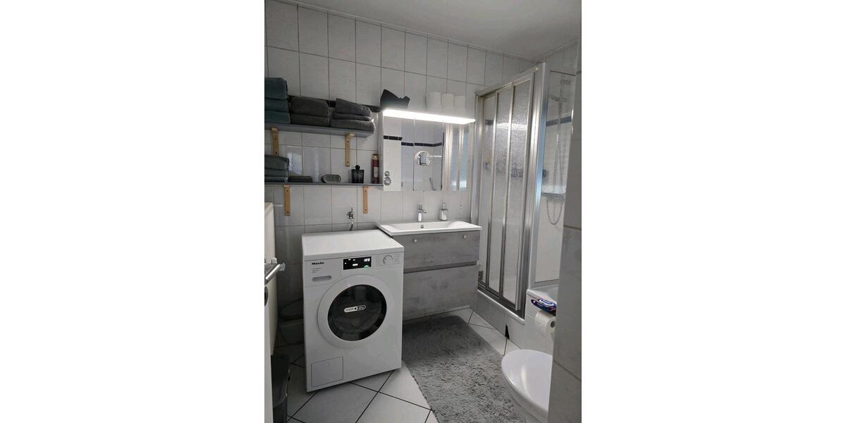 Erdgeschoßwohnung Hanau - 3 Zimmer, 83 m&sup2;, 1.950&euro; | Angebot:27628058