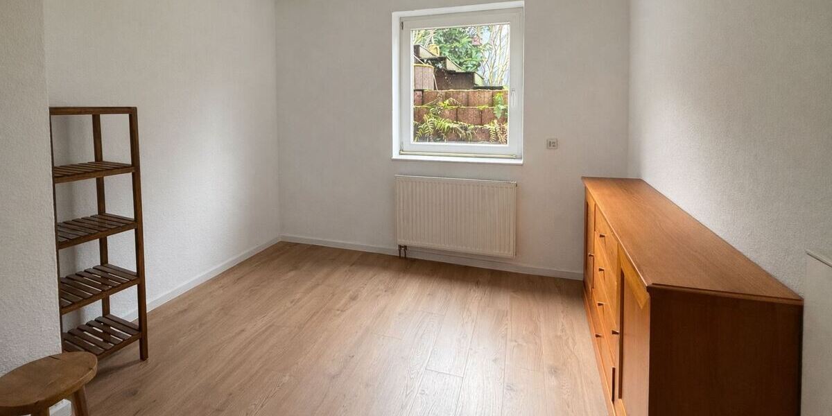 Karben: Modernes 3-Familienhaus im alten Ortskern von Petterweil - Mehrfamilienhaus, Wohnhaus Karben | Angebot:25444335