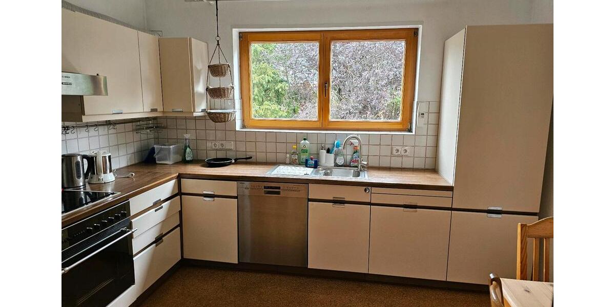 Dachgeschoßwohnung Aschaffenburg Damm - 2 Zimmer, 67 m&sup2;, 700&euro; | Angebot:27607990