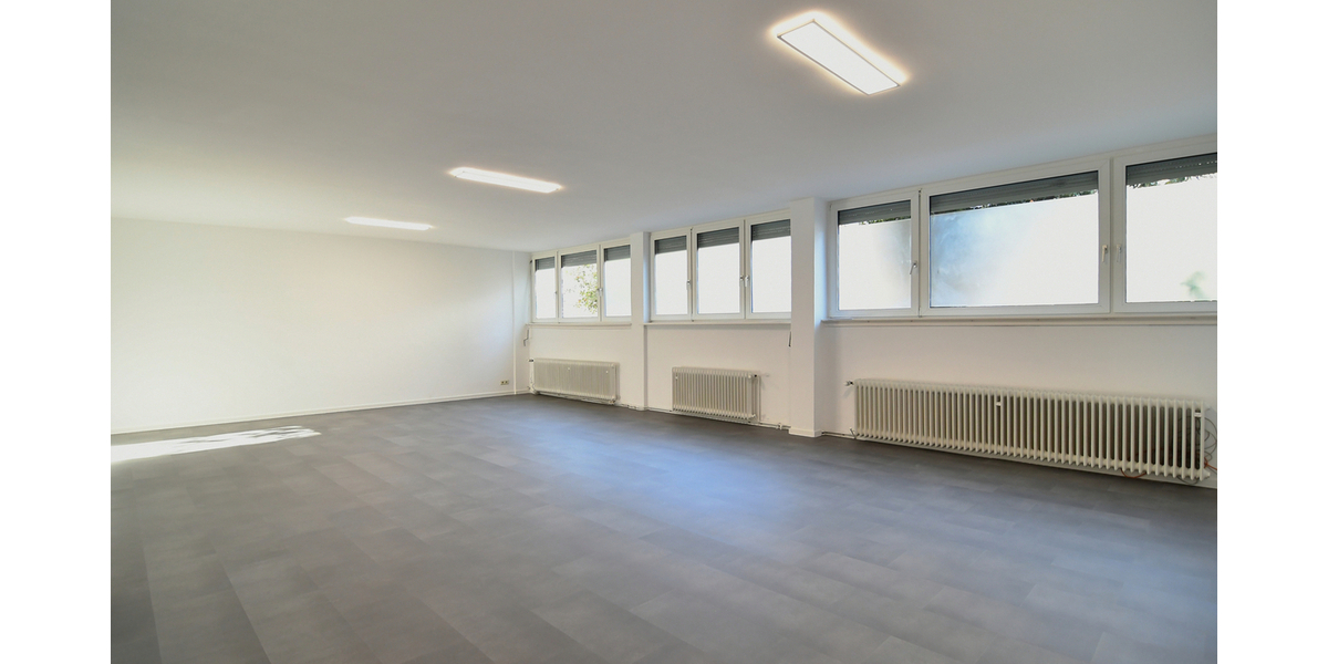 RESERVIERT! Ein bis drei Räume, Empfang, WC + Teeküche... frisch renoviert extra für Sie! - Gewerbeobjekt Frankfurt Gutleutviertel | Angebot:26339465