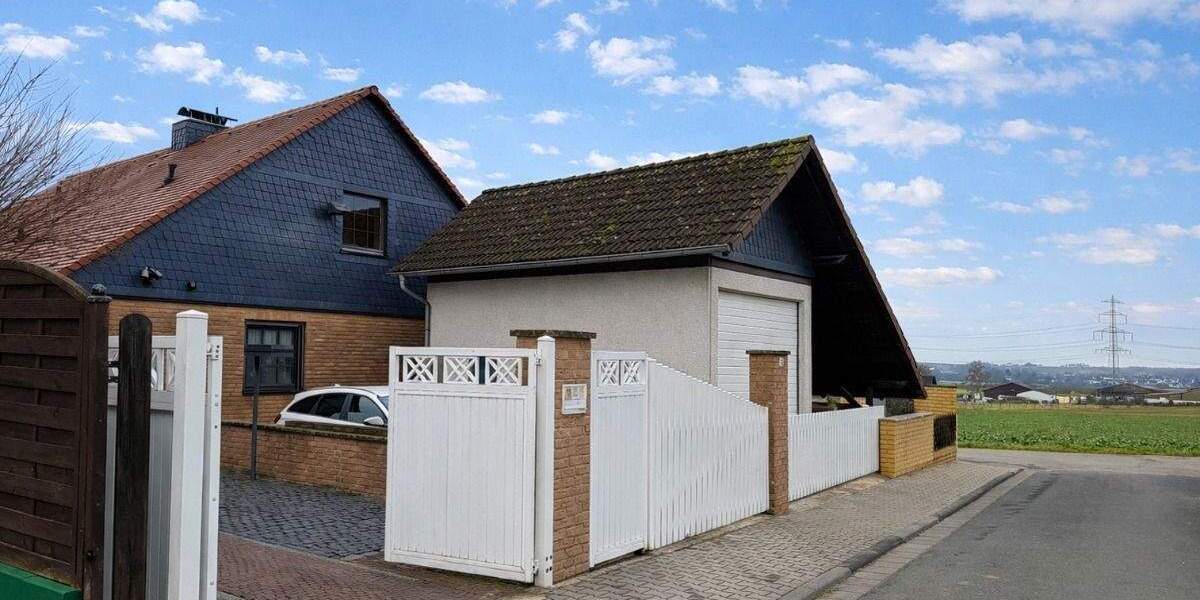 Einfamilienhaus Karben Rendel - 8 Zimmer, 226 m&sup2;, 749.000&euro; | Angebot:25671395