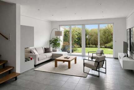 Haus Frankfurt am Main Kalbach - 6 Zimmer, 155 m&sup2;, 985.000&euro; | Angebot:25466497