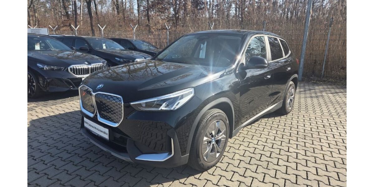 BMW iX1 27.153 km 30.977 &euro; Rödermark 63322