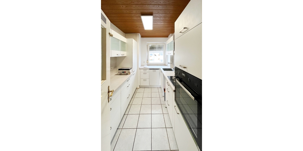 Frankfurt-Nied: Gut geschnittene 3-Zimmer-Wohnung mit Balkon! - Etagenwohnung Frankfurt am Main Nied | Angebot:25932380