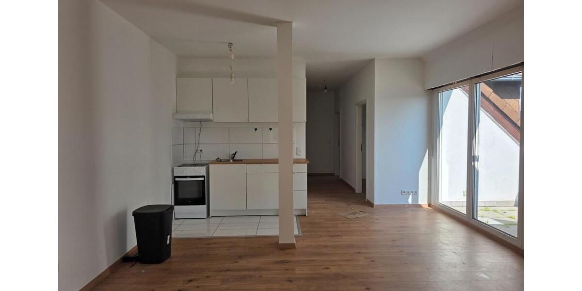 Dachgeschoßwohnung Gelnhausen - 4 Zimmer, 120 m&sup2;, 1.200&euro; | Angebot:26349279