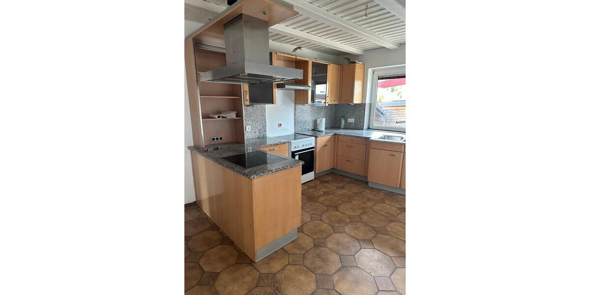 Einfamilienhaus Freigericht - 9 Zimmer, 268 m&sup2;, 585.000&euro; | Angebot:25299987