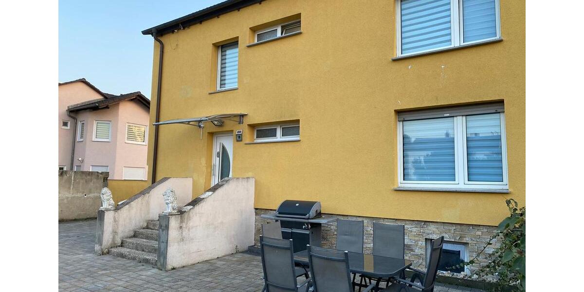 Mehrfamilienhaus, Wohnhaus Obertshausen - 6 Zimmer, 160 m&sup2;, 2.100&euro; | Angebot:26016675