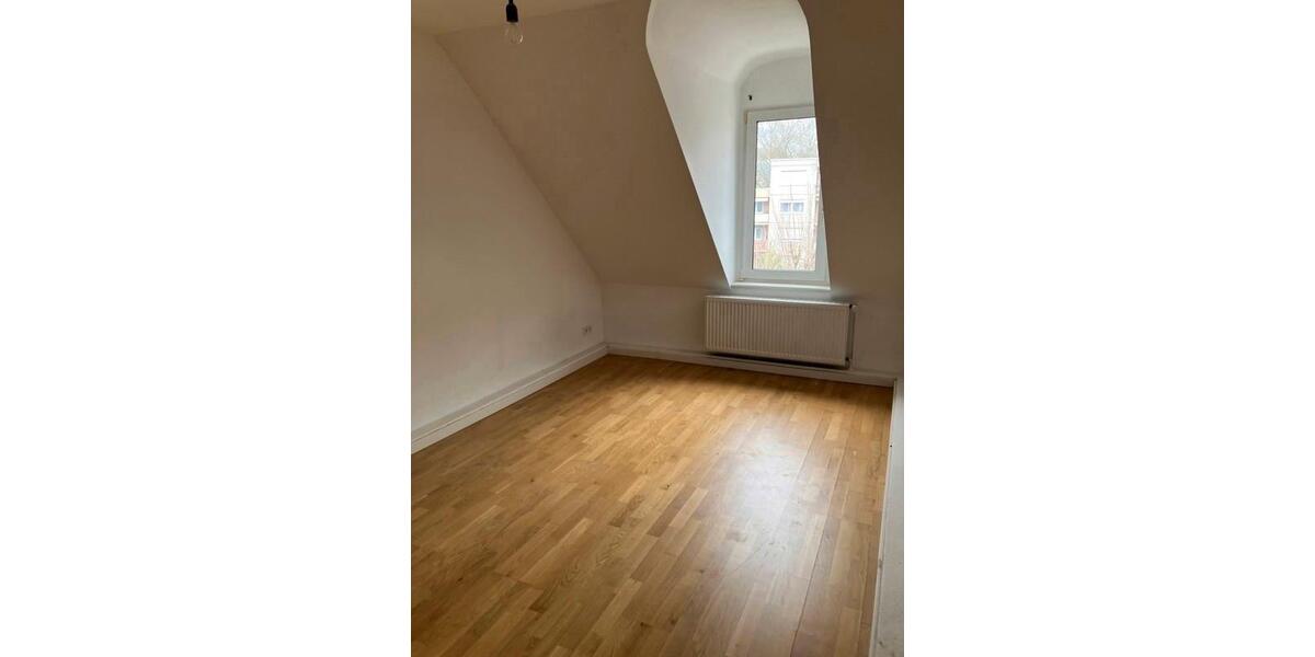 Etagenwohnung Frankfurt am Main Innenstadt 3 - 3 Zimmer, 84 m&sup2;, 1.100&euro; | Angebot:25970018