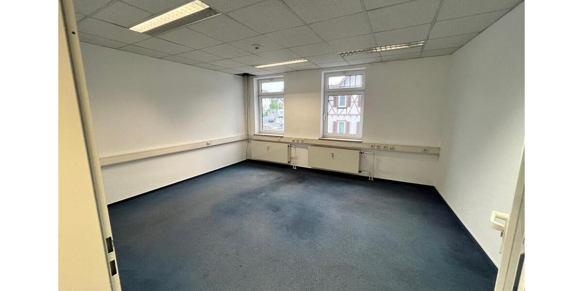 Gewerbeobjekt Friedrichsdorf - 3.900&euro; | Angebot:24961856