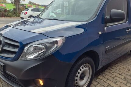 Mercedes-Benz Citan 96.000 km 3.400 &euro; Büdingen 63654