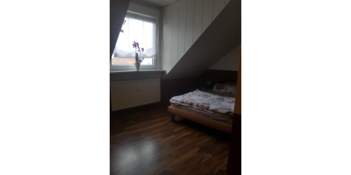 Dachgeschoßwohnung Nidderau - 3 Zimmer, 86 m&sup2;, 900&euro; | Angebot:25224584