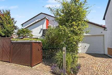 Haus Frankfurt Bonames - 5 Zimmer, 215 m&sup2;, 1.925.000&euro; | Angebot:26939427
