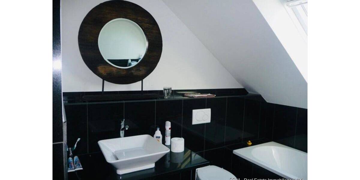 Etagenwohnung Neu-Isenburg / Gravenbruch Neu-Isenburg - 2 Zimmer, 85 m&sup2;, 1.100&euro; | Angebot:26858661