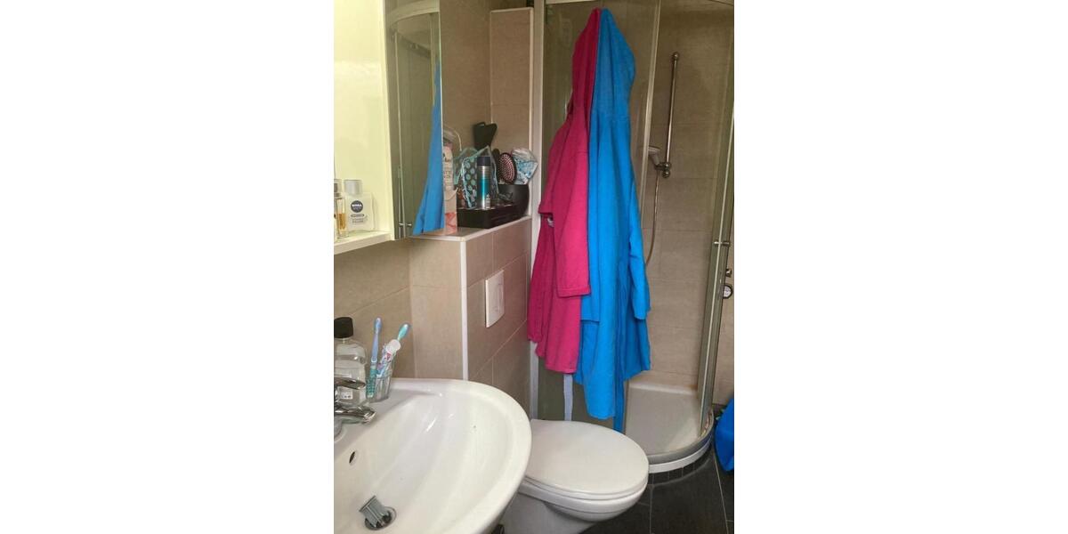 Etagenwohnung Frankfurt am Main Bornheim - 1 Zimmer, 22 m&sup2;, 670&euro; | Angebot:25843143