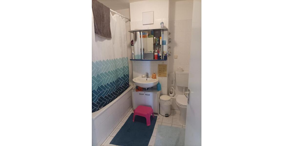 Etagenwohnung Steinbach (Taunus) - 3 Zimmer, 73 m&sup2;, 1.150&euro; | Angebot:25793896