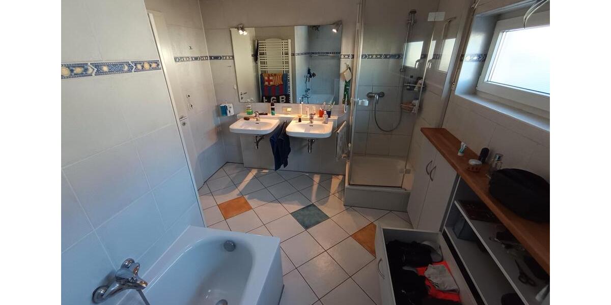 Etagenwohnung Oberursel (Taunus) - 3 Zimmer, 61 m&sup2;, 820&euro; | Angebot:25392020