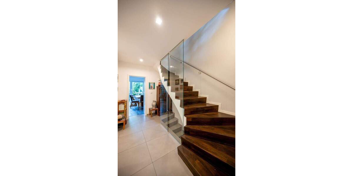 Reihenendhaus Frankfurt am Main Eschersheim - 4 Zimmer, 126 m&sup2;, 1.030.000&euro; | Angebot:25661959