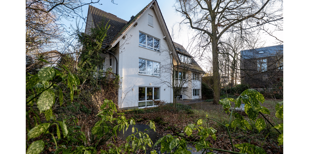 Einfamilienhaus Dreieich - 11 Zimmer, 322 m&sup2;, 2.290.000&euro; | Angebot:25934498