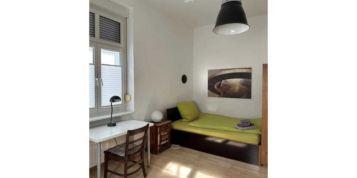 Etagenwohnung Frankfurt am Main Unterliederbach - 4 Zimmer, 90 m&sup2;, 570&euro; | Angebot:23087662