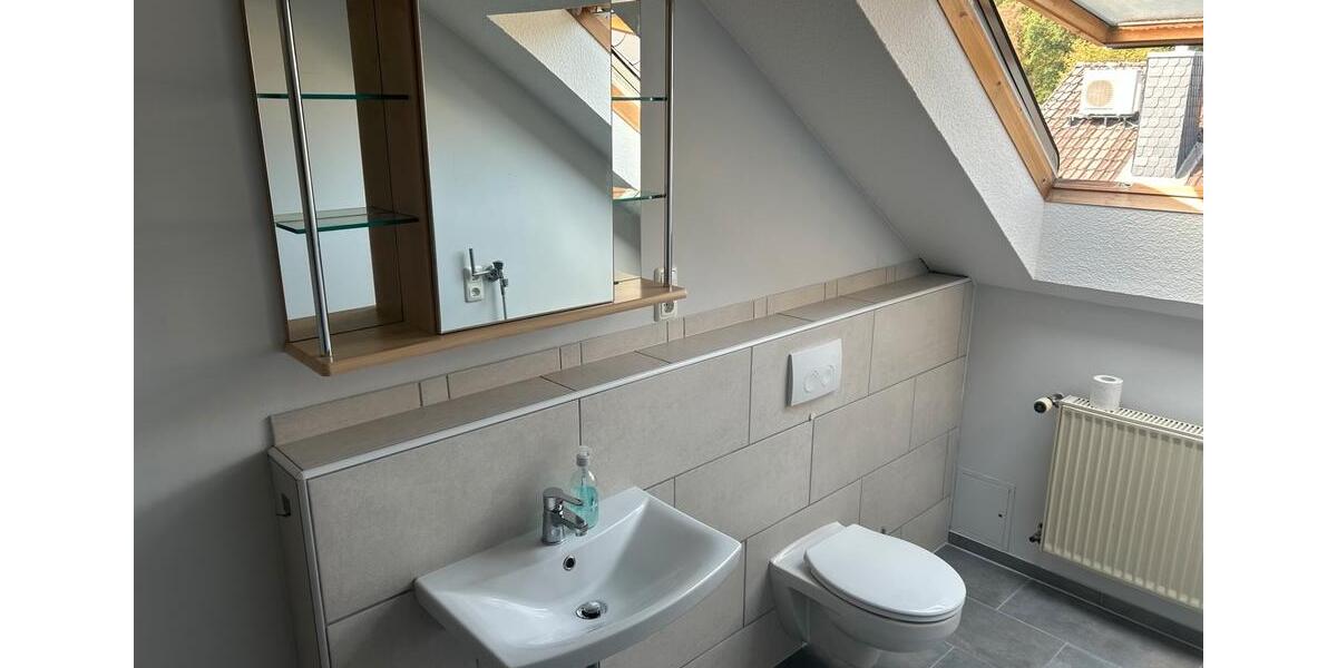 Dachgeschoßwohnung Altenstadt - 3 Zimmer, 90 m&sup2;, 1.000&euro; | Angebot:27620656