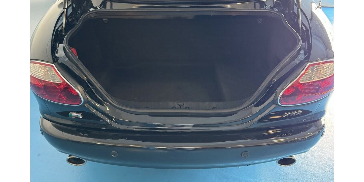 Jaguar XKR -R Coupe X100 limited RHD/Brembo/Recaro 75.200 km 22.900 &euro; Dreieich 63303