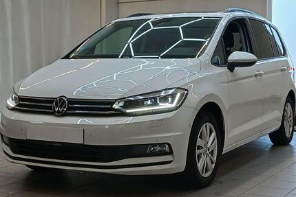 VW Touran 69.207 km 29.490 &euro; Gelnhausen - Roth 63571