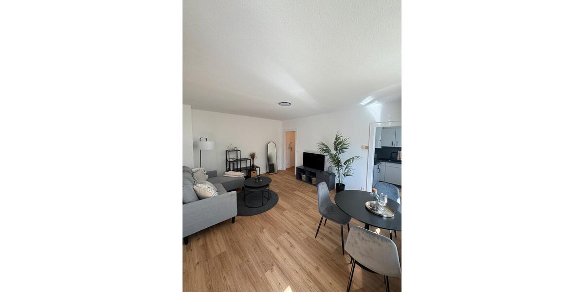 Etagenwohnung Maintal - 1.5 Zimmer, 35 m&sup2;, 1.250&euro; | Angebot:26007443