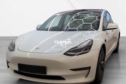 Tesla Model 3 77.857 km 24.681 &euro; Eschborn 65760