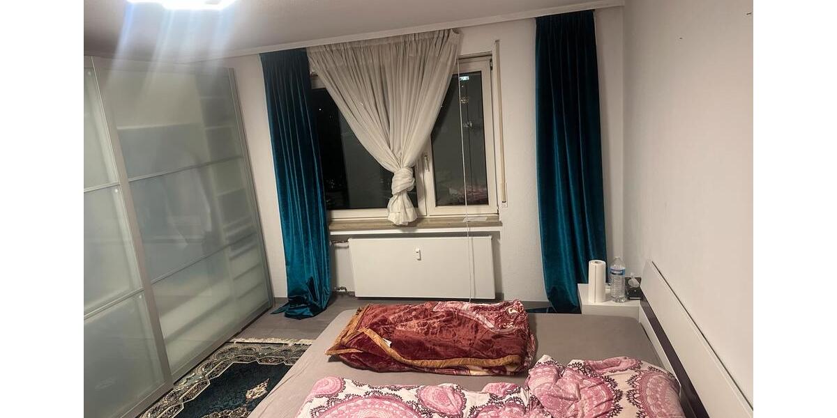 Etagenwohnung Frankfurt am Main Nied - 3 Zimmer, 86 m&sup2;, 1.400&euro; | Angebot:25853910