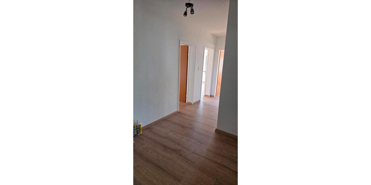 Etagenwohnung Frankfurt am Main Niederrad - 3 Zimmer, 100 m&sup2;, 1.580&euro; | Angebot:27618641