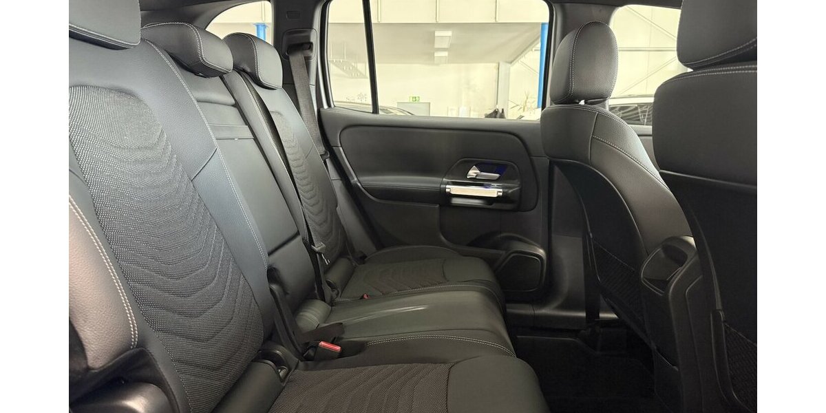 Mercedes-Benz GLB 250 4M DISTRONIC-360- KEYLESS- MBUX PREMIUM! 8.213 km 44.999 &euro; Groß-Umstadt 64823