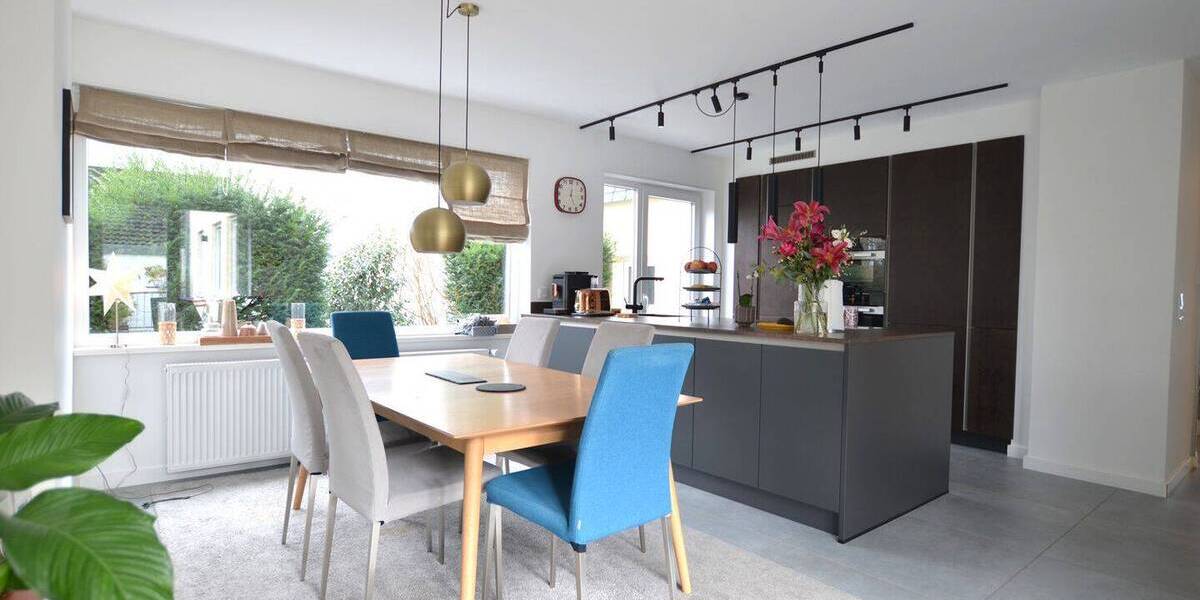 Einfamilienhaus Schwalbach am Taunus - 6 Zimmer, 248 m&sup2;, 1.490.000&euro; | Angebot:25939637