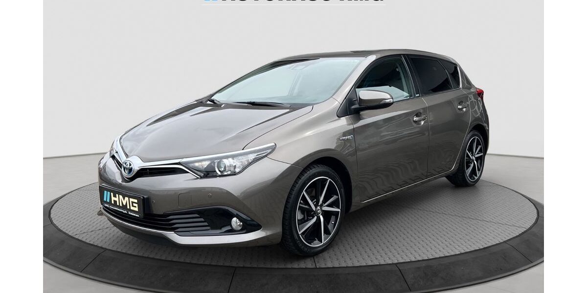 Toyota Auris 105.000 km 13.900 &euro; Büdingen-Düdelsheim 63654