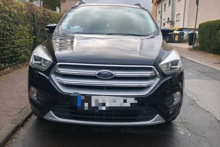 Ford Kuga 157.000 km 12.000 &euro; Bad Vilbel 61118