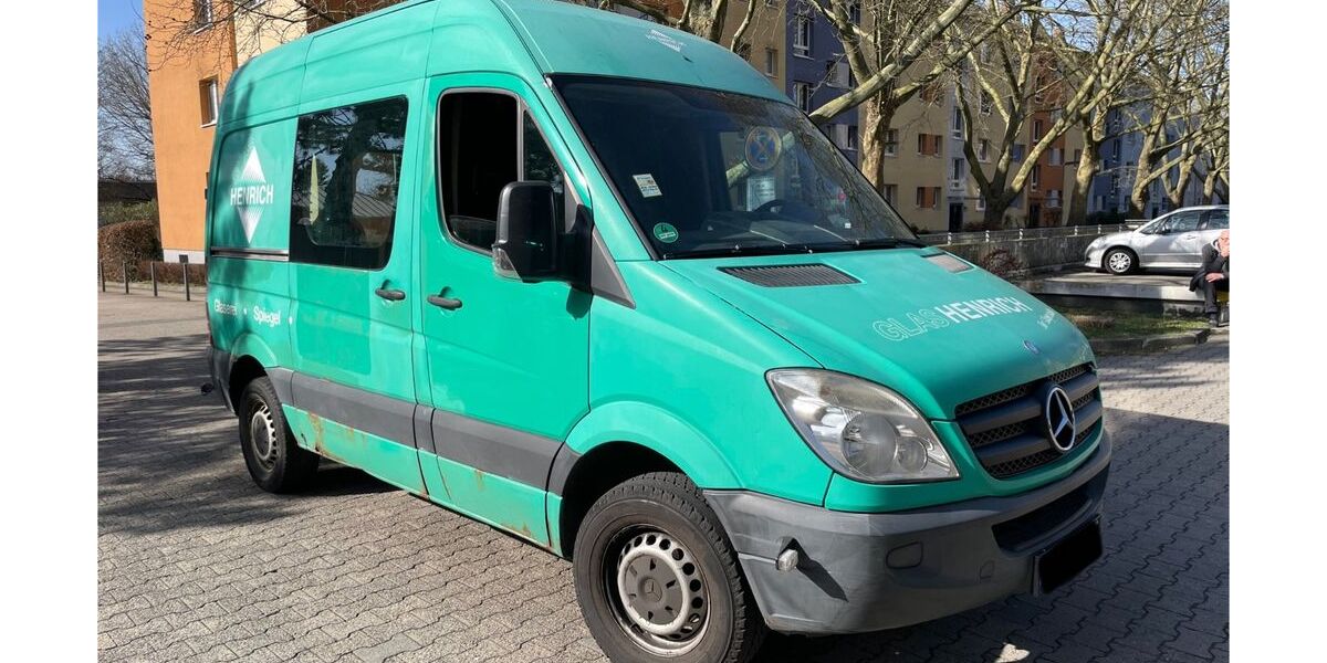 Mercedes-Benz Sprinter 148.000 km 4.300 &euro; Frankfurt am Main 60311