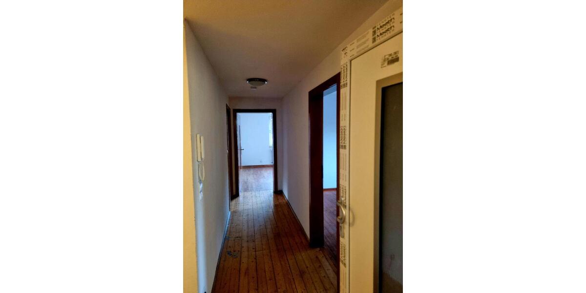 Etagenwohnung Aschaffenburg Damm - 2 Zimmer, 91 m&sup2;, 1.000&euro; | Angebot:26413833